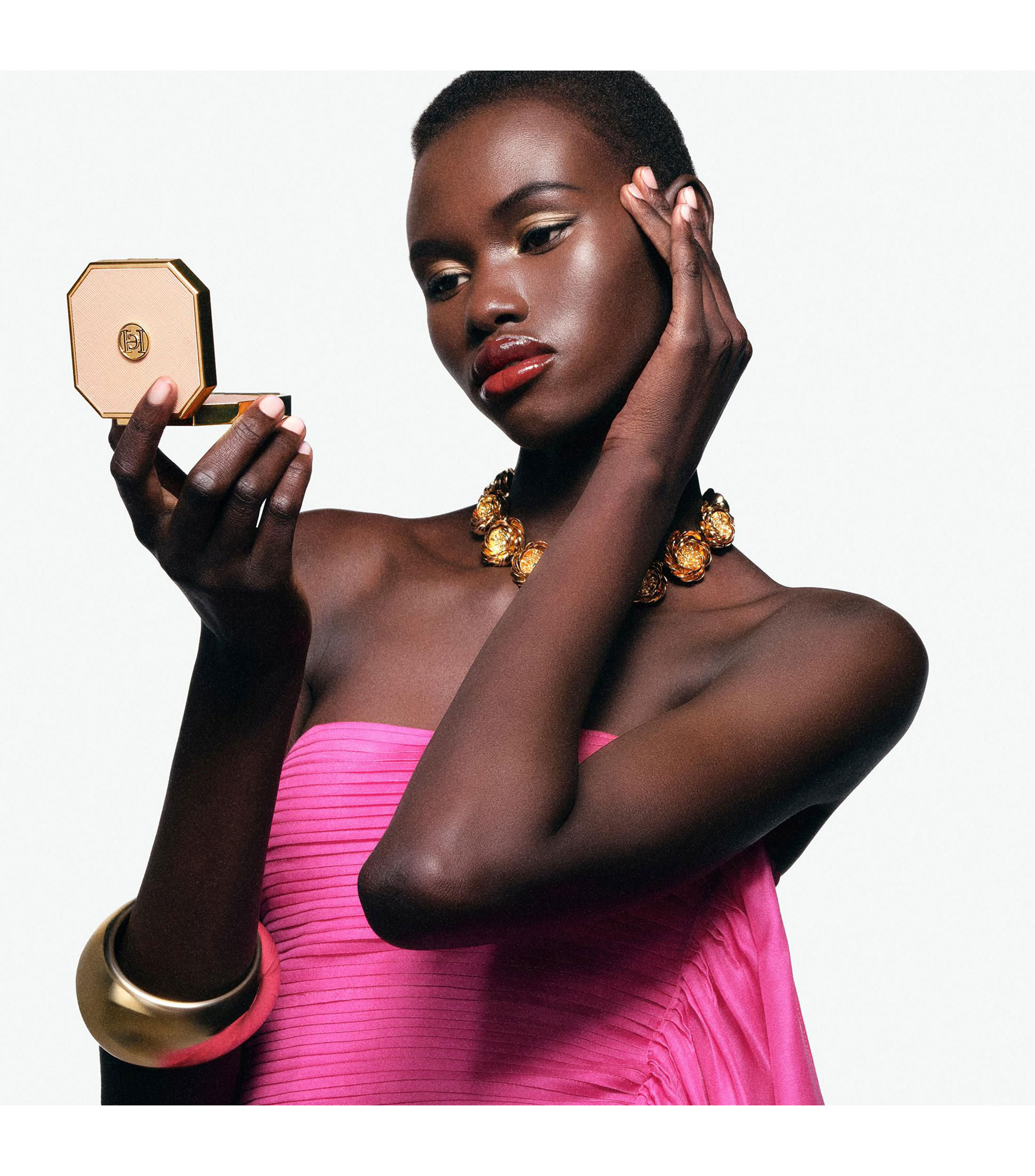 Iluminador en Polvo Nude Couture Highlighter, 8 g